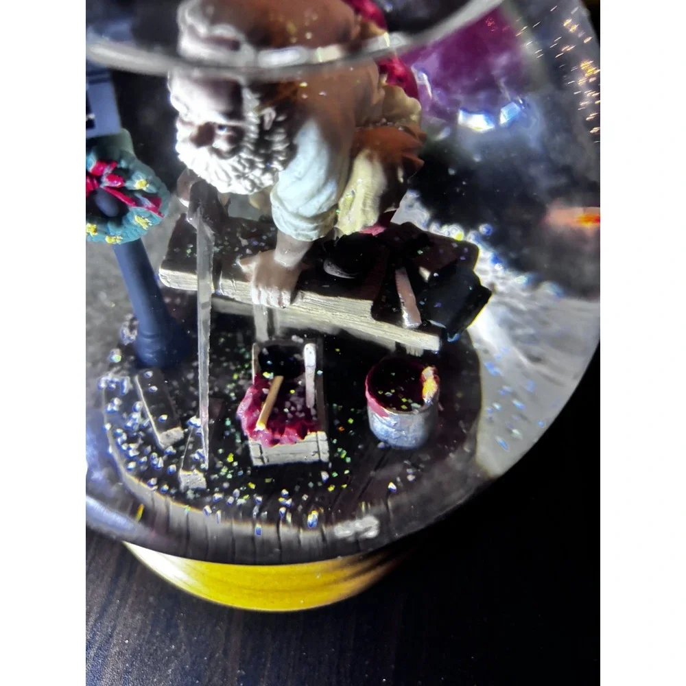 Vintage Breckenridge‎ Holidays Snow Globe Santa at Work Lighted~Musical Taiwan